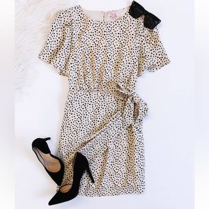 Stylish And Chic Spotted Dress
Beige and Black 🖤